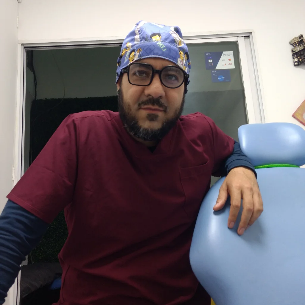 Dr. César Javier Aguirre Bernal