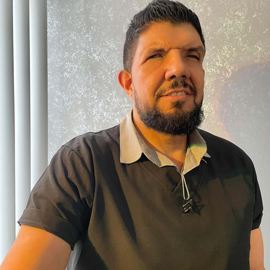 Lic. Eduardo Estrada Dueñas